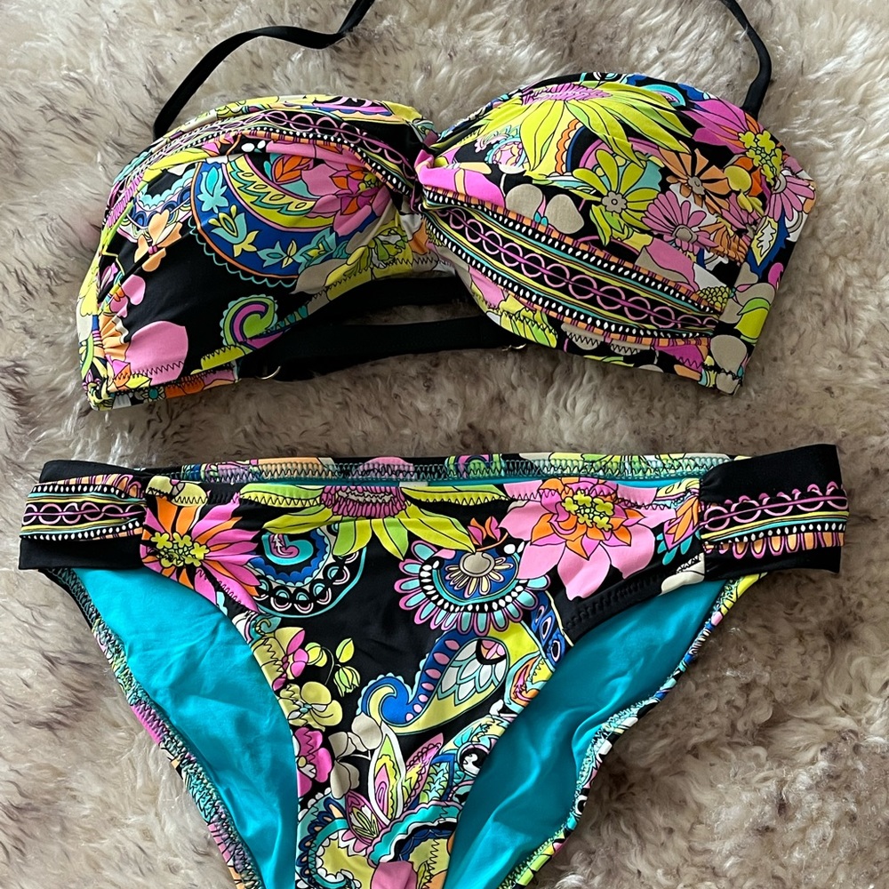 Trina Turk NWOT swimsuit